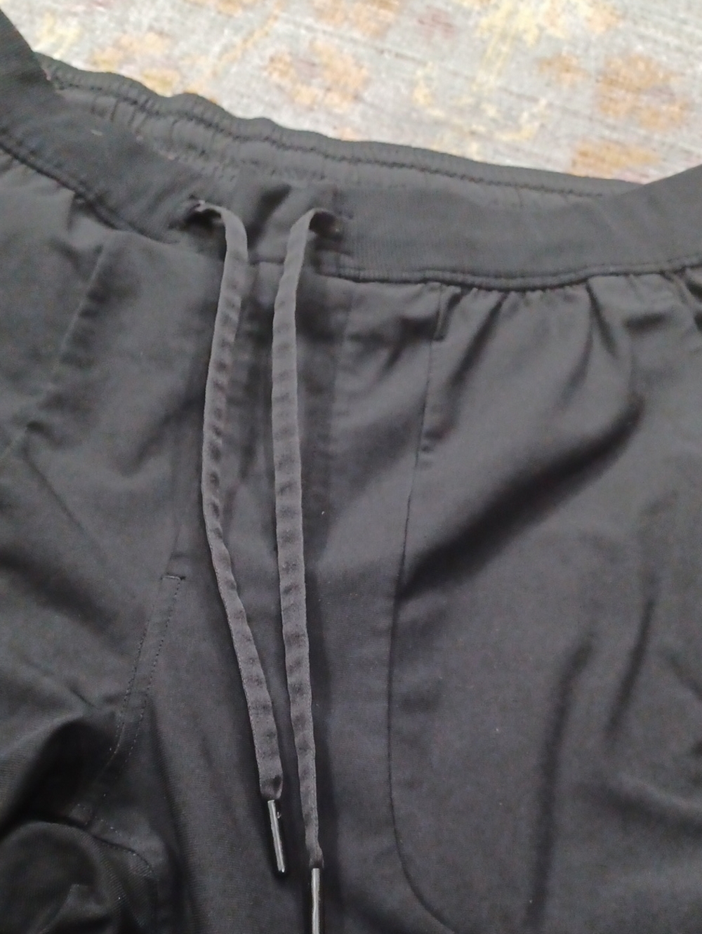 Lululemon ABC Jogger - Picture 7 of 9